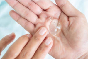 Ra khí hư như lòng trắng trứng là bị bệnh gì?